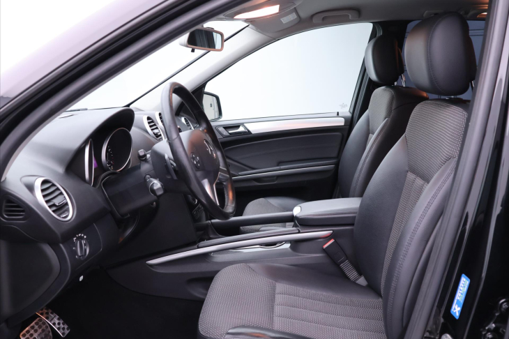 Mercedes-Benz Třídy M 3,0 300 CDI 4Matic 150kW CZ