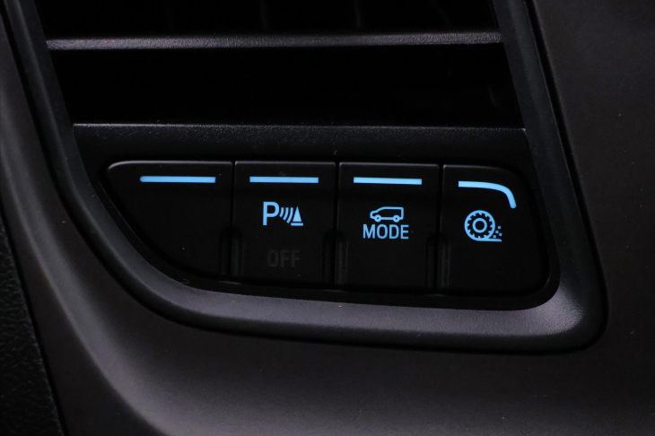 Ford Transit 2,0 TDCi 93kW Aut. L3H2 DPH