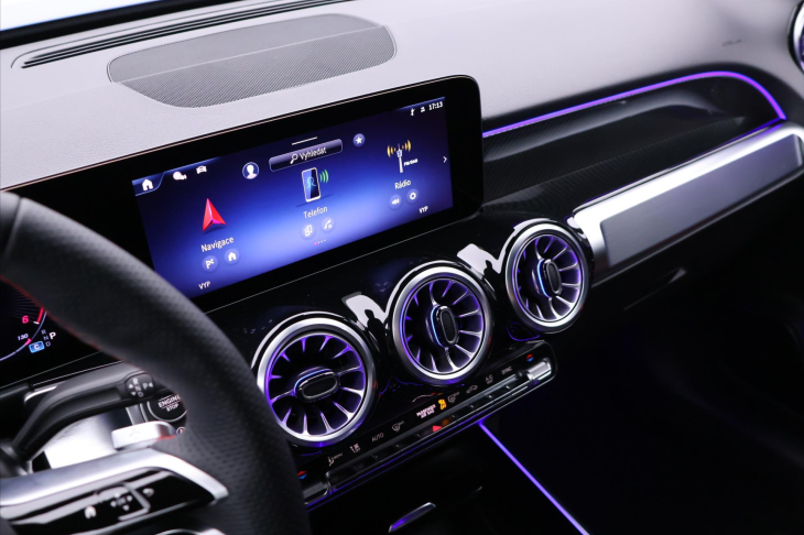 Mercedes-Benz GLB 2,0 200d 4Matic AMG Premium