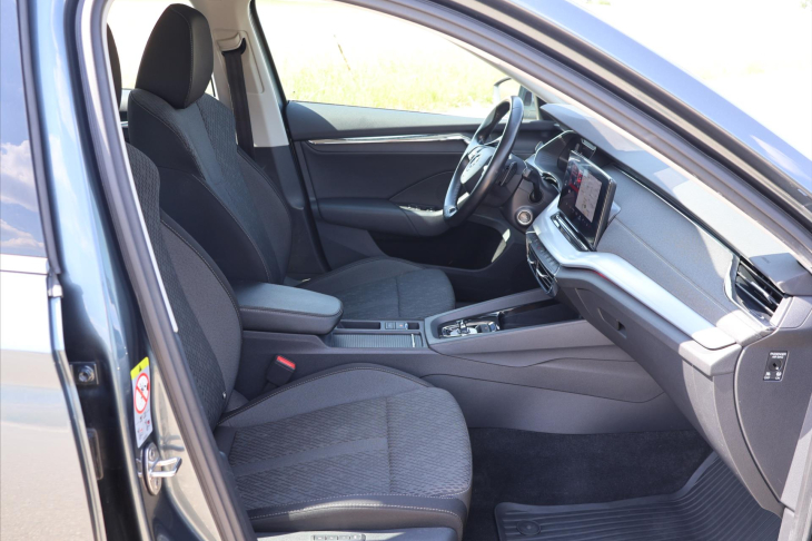 Škoda Octavia 2,0 TDI DSG Matrix Virtual DPH
