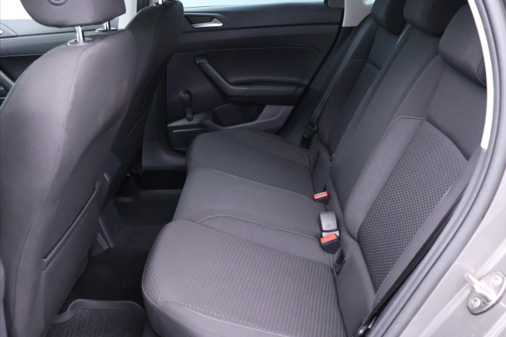 Volkswagen Polo 1,0 MPi 48kW Klima 1.Maj