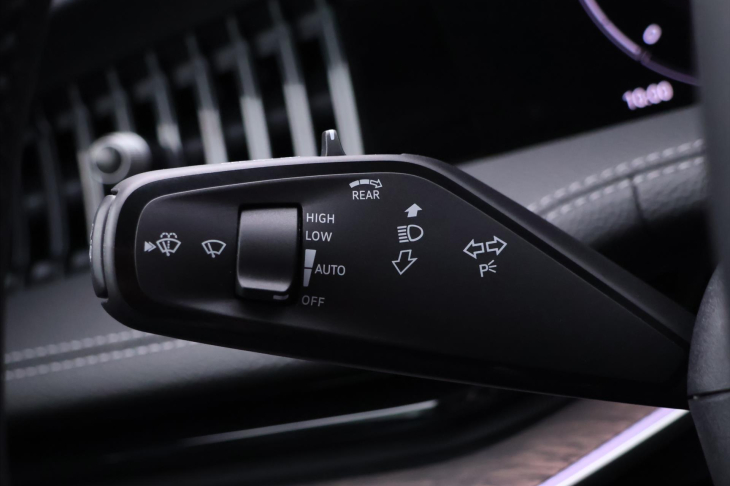 Škoda Superb 2,0 TDI DSG Laurin&Klement DPH