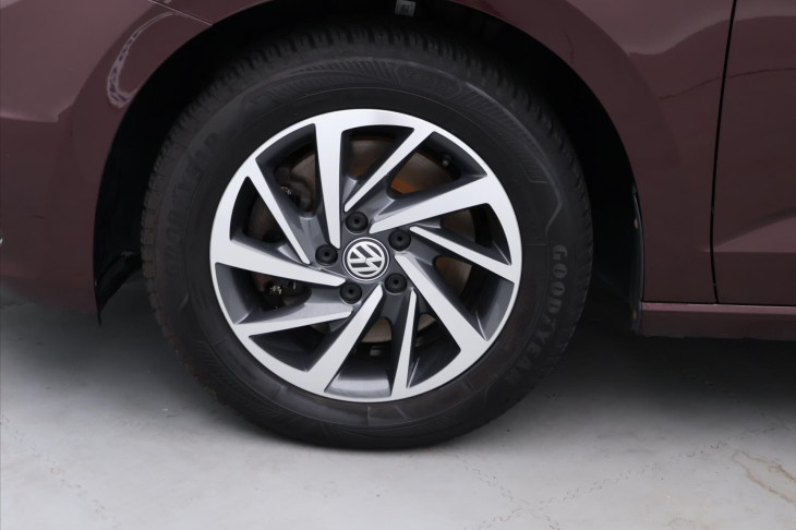 Volkswagen Touran 1,4 TSI 110kW DSG Sound 7-Míst