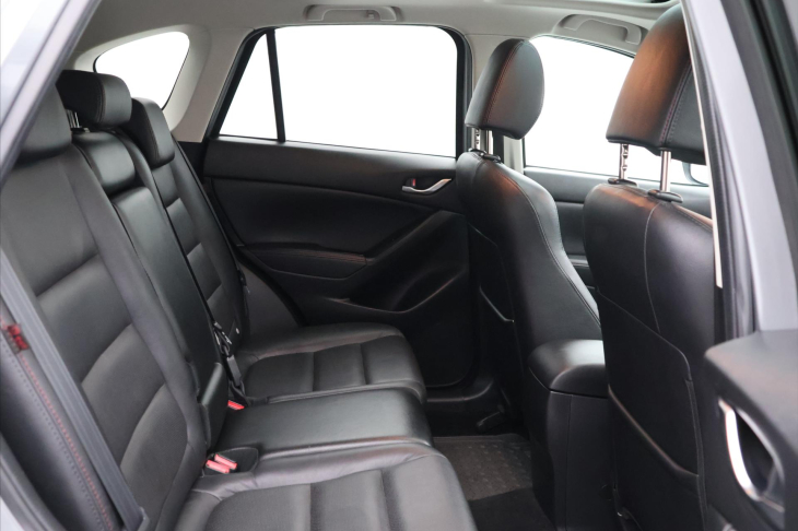 Mazda CX-5 2,2 Skyactiv-D 129kW Revolution