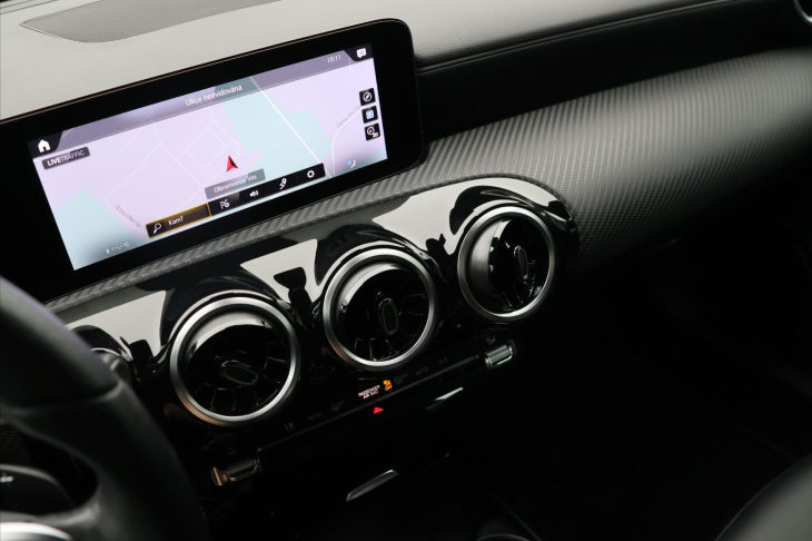 Mercedes-Benz Třídy A 2,0 D 85kW A180 CZ Virtual