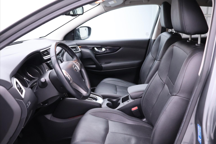 Nissan Qashqai 1,2 DIG-T 85kW Aut. CZ Tekna