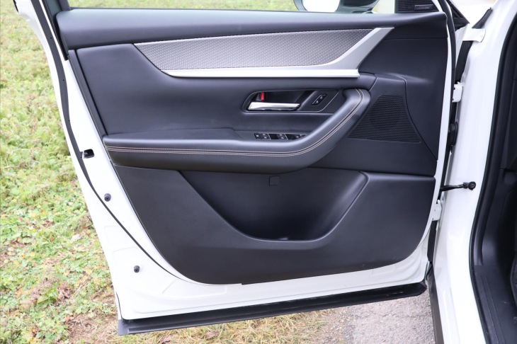 Mazda CX-60 3,3 D 187kW CZ Homura 1Maj DPH