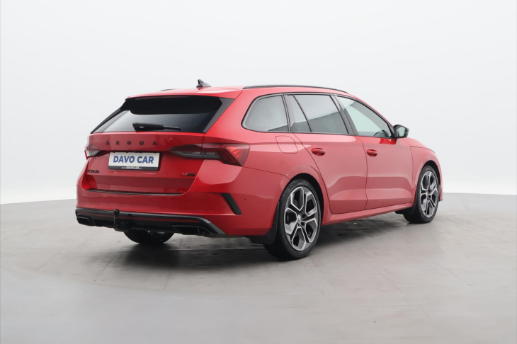 Škoda Octavia 2,0 TSI 180kW DSG CZ RS LED