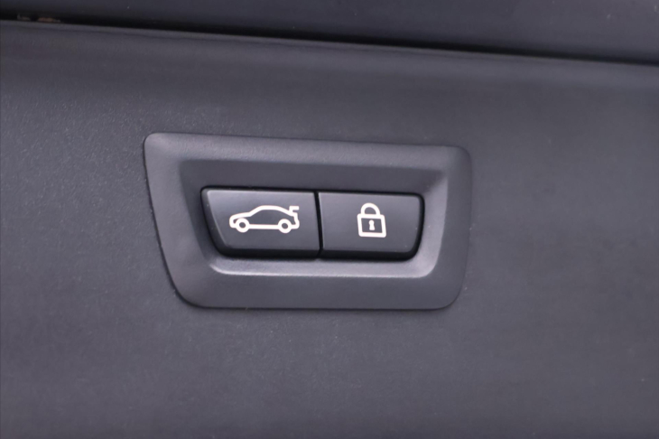 BMW Řada 5 2,0 520d 135kwPanorama Navi