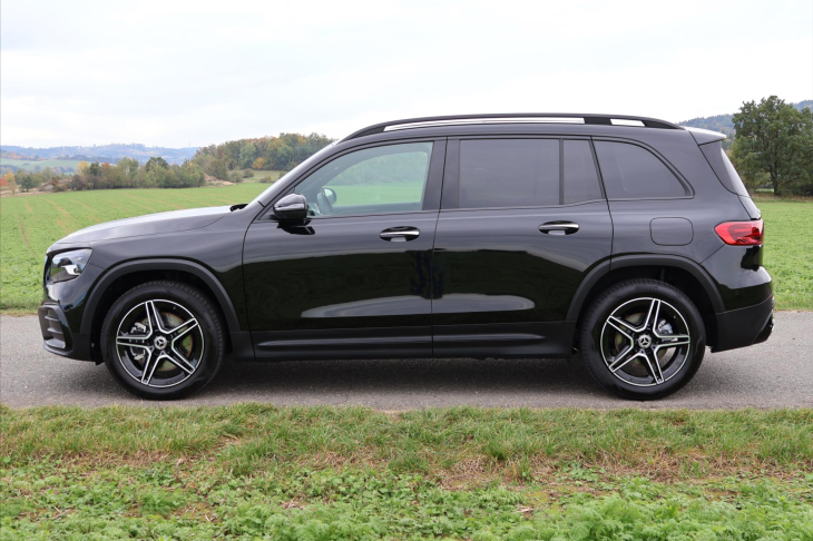 Mercedes-Benz GLB 2,0 220 4MATIC AMG Premium Plus