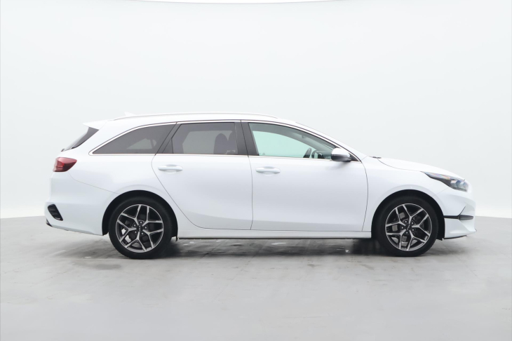 Kia Ceed SW 1,5 T-GDI 118kW TOP DCT CZ