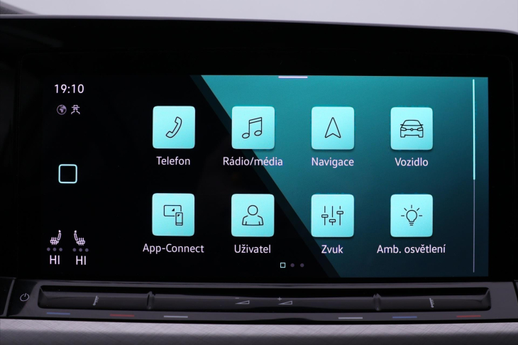 Volkswagen Golf 1,5 TSI 110kW DSG CZ 1.Maj DPH