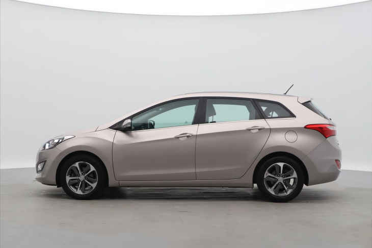 Hyundai i30 1,6 CVVT 88kW CZ 1.Maj