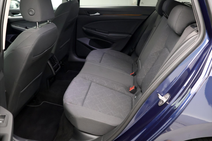 Volkswagen Golf 1,5 1.5 TSI 110 kW DSG Variant