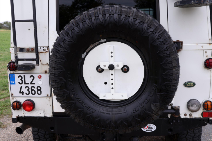 Land Rover Defender 2,5 110 Hard Top