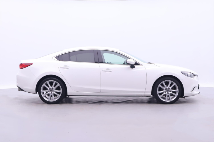 Mazda 6 2,2 D Skyactiv 110kW Revolution