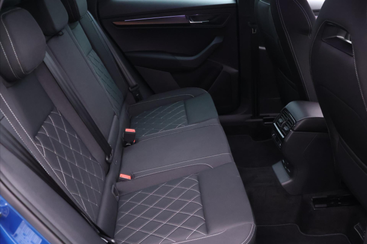 Škoda Karoq 2,0 TDI 4x4 DSG Sportline CZ