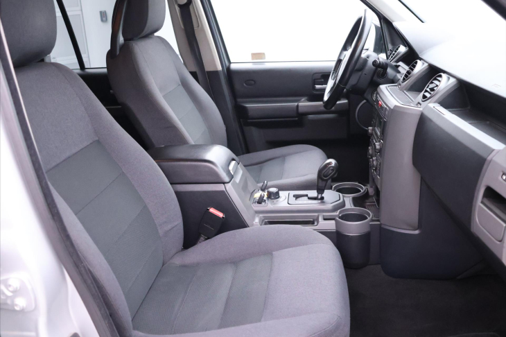 Land Rover Discovery 2,7 TD V6 140kW 4x4 CZ Tažné