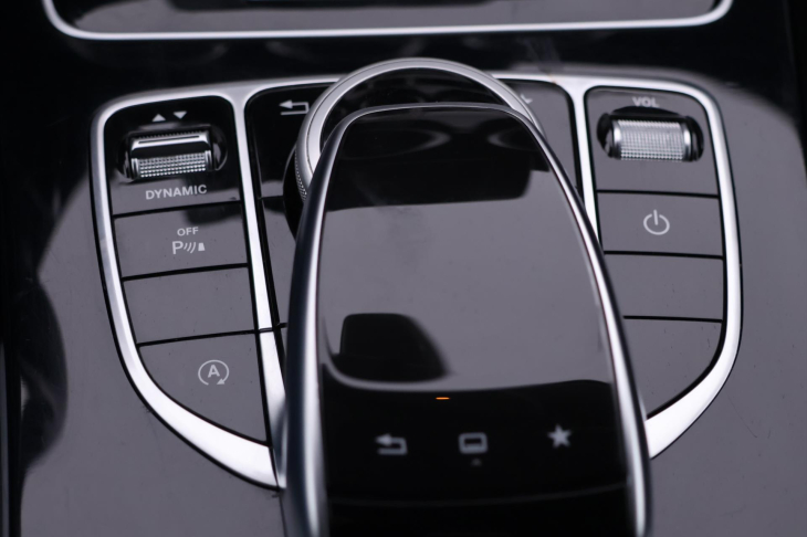 Mercedes-Benz Třídy C 2,1 200 D 100kW Automat Klima