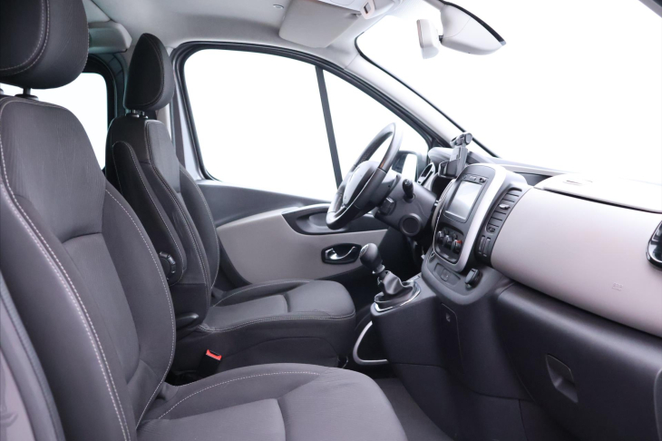 Renault Trafic 1,6 dCi 92kW Cool 8-Míst CZ DPH