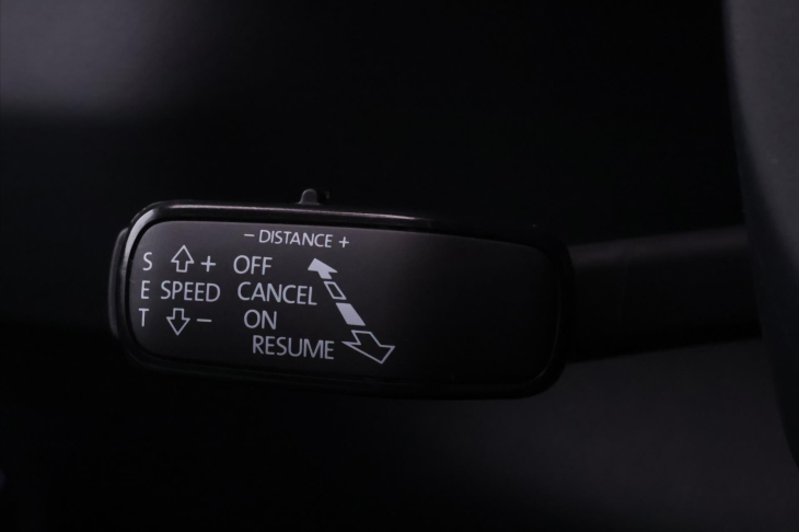 Škoda Karoq 2,0 TDI DSG Sportline 4x4 DPH