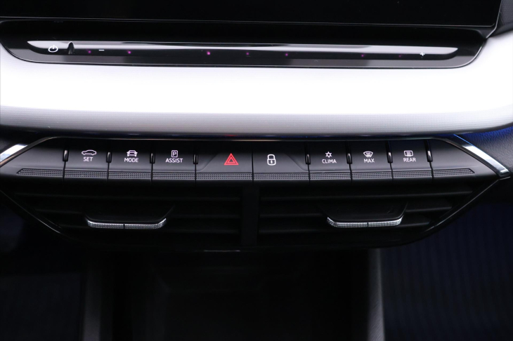 Škoda Octavia 2,0 TDI 110kW DSG Clever DPH