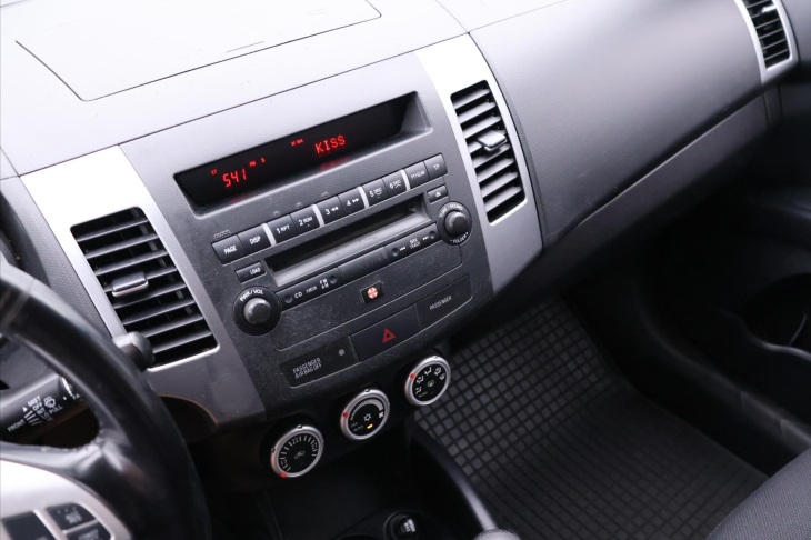 Citroën C-Crosser 2,2 HDI 115kW 4x4 Tempomat