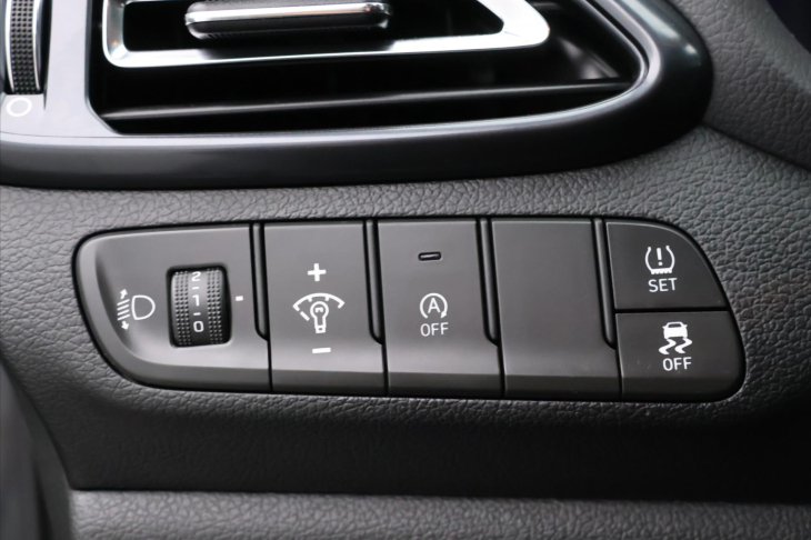 Hyundai i30 1,5 T-GDI N Line SmartKey CZ