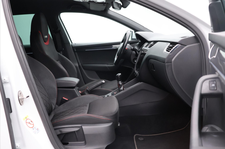 Škoda Octavia 2,0 TDI 135kW Aut.klima Navi RS