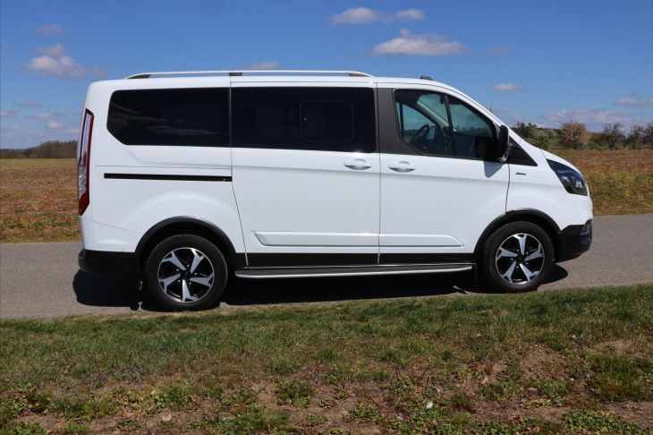 Ford Tourneo Custom 2,0 TDCI 136kW Active 1Maj DPH