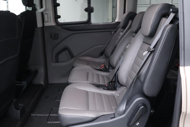 Ford Tourneo Custom 2,0 TDCi 136kW Titanium L2 Aut