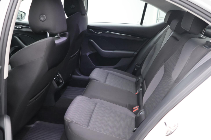 Škoda Octavia 1,5 TSI e-TEC 110kW DSG CZ