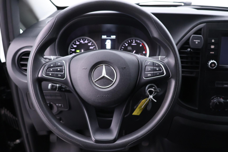 Mercedes-Benz Vito 2,0 116CDI 9 Míst Long Automat