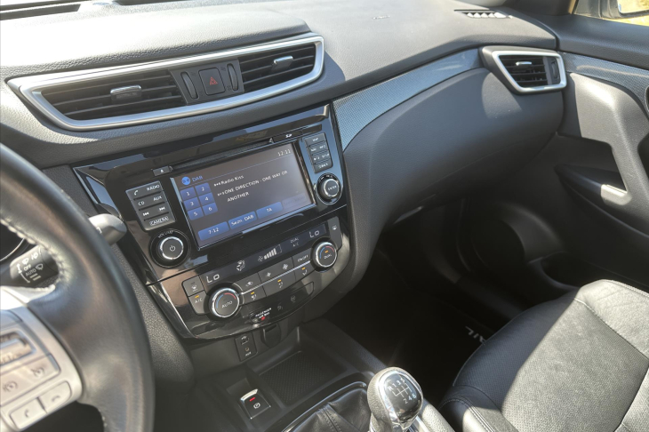 Nissan X-Trail 1,6 dCi 96kw 4WD Kůže Panorama