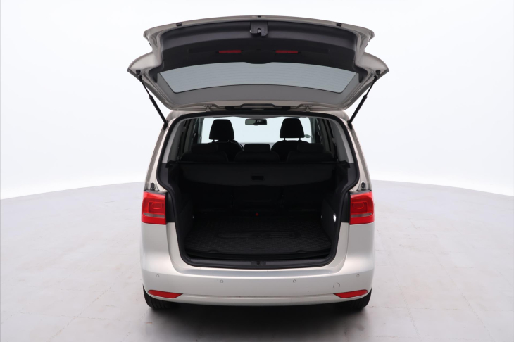 Volkswagen Touran 1,6 TDI 77kW DSG Comfortline CZ