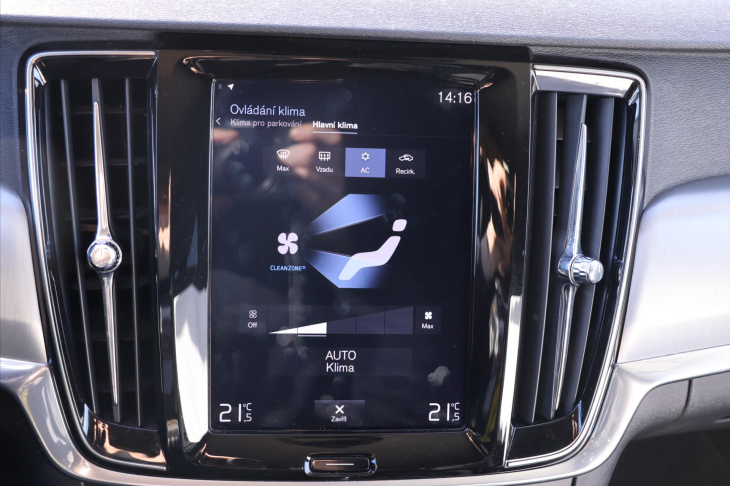 Volvo V90 2,0 110kW ALU Tažné Serviska