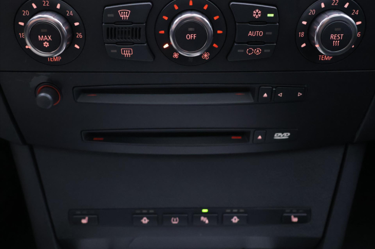 BMW M5 5,0 373kW Kůže Klima. Navigace