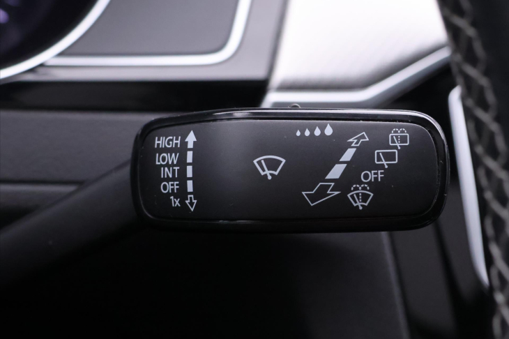 Volkswagen Passat 2,0 TSI 206kW R-line Highline