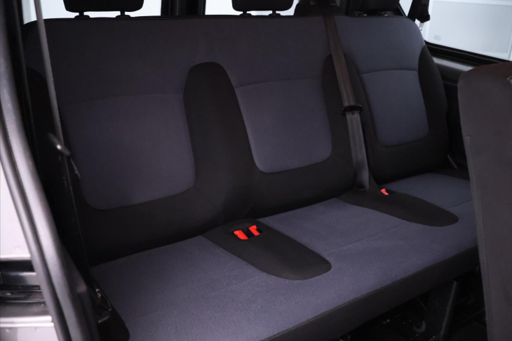 Opel Vivaro 1,6 CDTI 92kW 9-Míst Klima