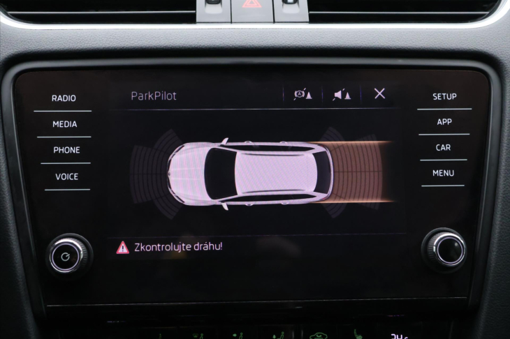 Škoda Octavia 1,6 TDI 85kW Style LED tažné CZ