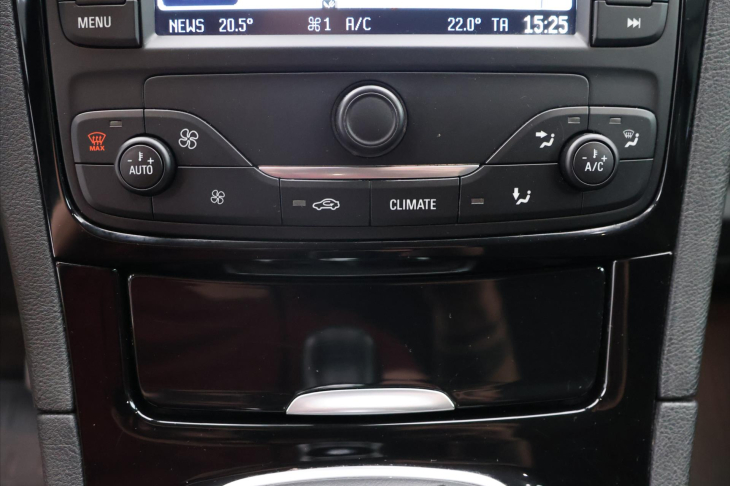 Ford S-MAX 2,0 TDCI 103KW 7 MÍST KLIMA