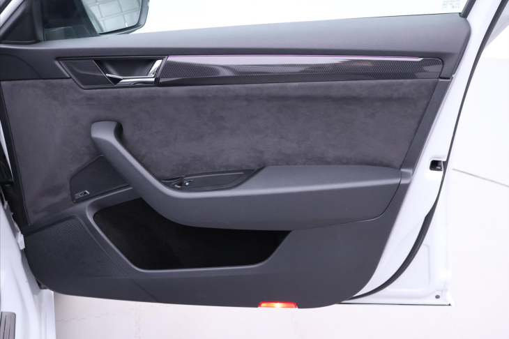 Škoda Superb 2,0 TDI 140kW 4x4 DSG Sportline