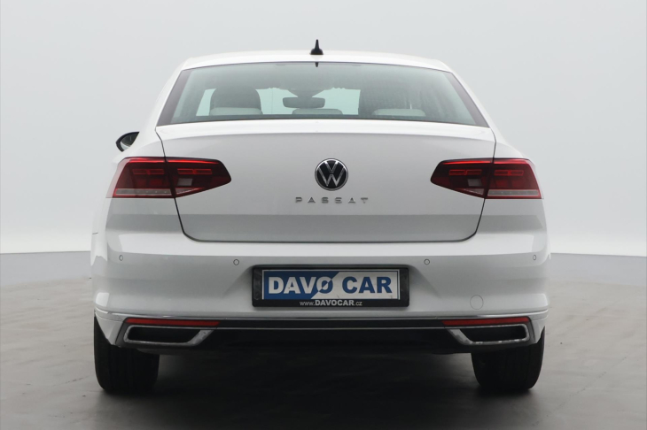 Volkswagen Passat 2.0 TDI 147kW DSG CZ Elegance