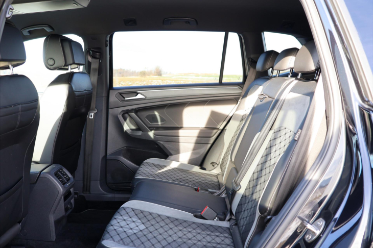 Volkswagen Tiguan Allspace 2,0 TDI 147kW DSG  R-line 4M