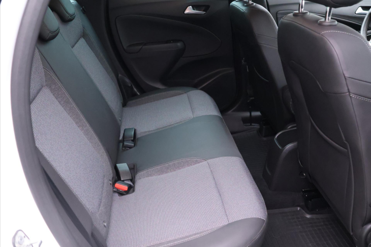 Opel Crossland 1,2 T 81kW CZ Elegance Záruka