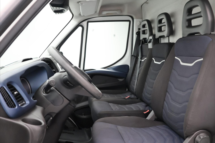Iveco Daily 2,3 35C16 115kW L4H3 CZ DPH