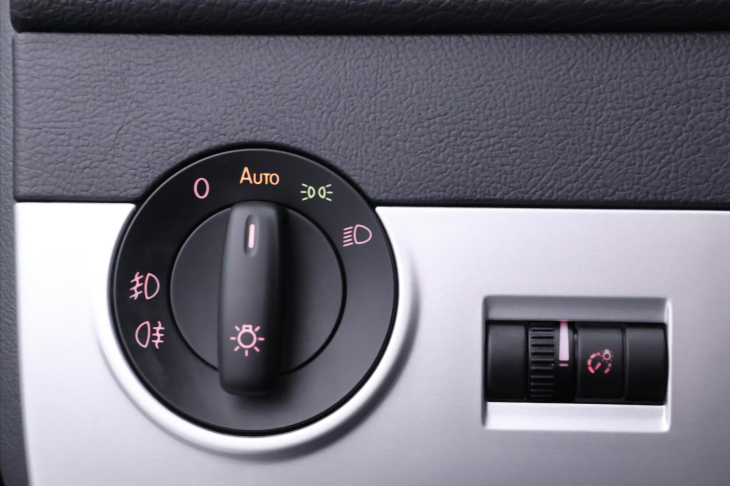 Volkswagen Multivan 2,0 TDI 132kW DSG 4M 7Míst CZ