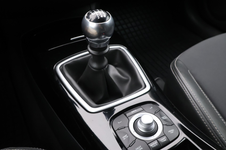 Renault Laguna 2,0 dCi 110 kw Black Edition