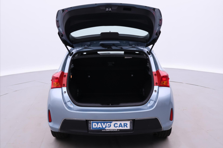 Toyota Auris 1,3 Dual VVT-i 73kW Klima CZ
