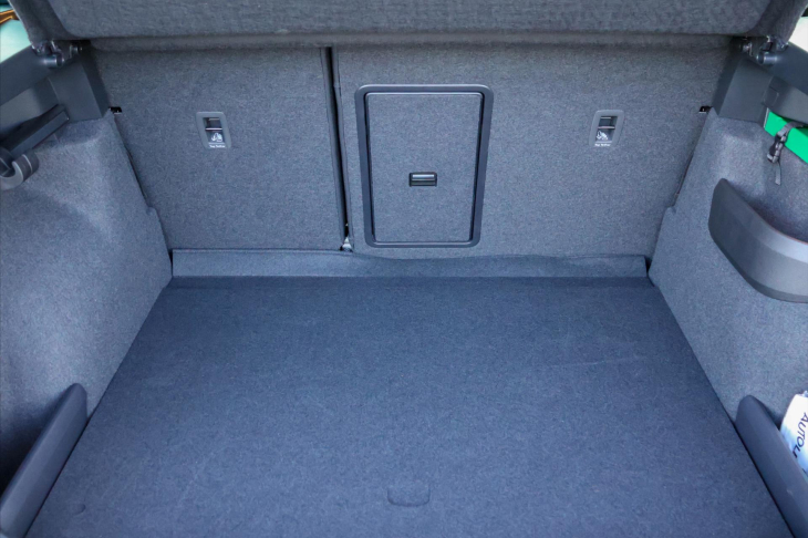 Škoda Karoq 2,0 TDI 4x4 DSG Sportline DPH